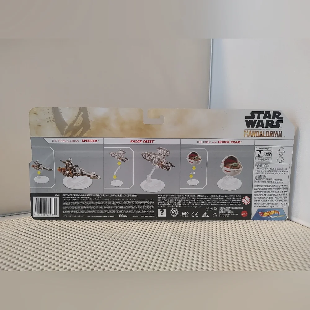 Hot Wheels Starships The Mandalorian Speeder, Razor Crest The Child & Hover Pram